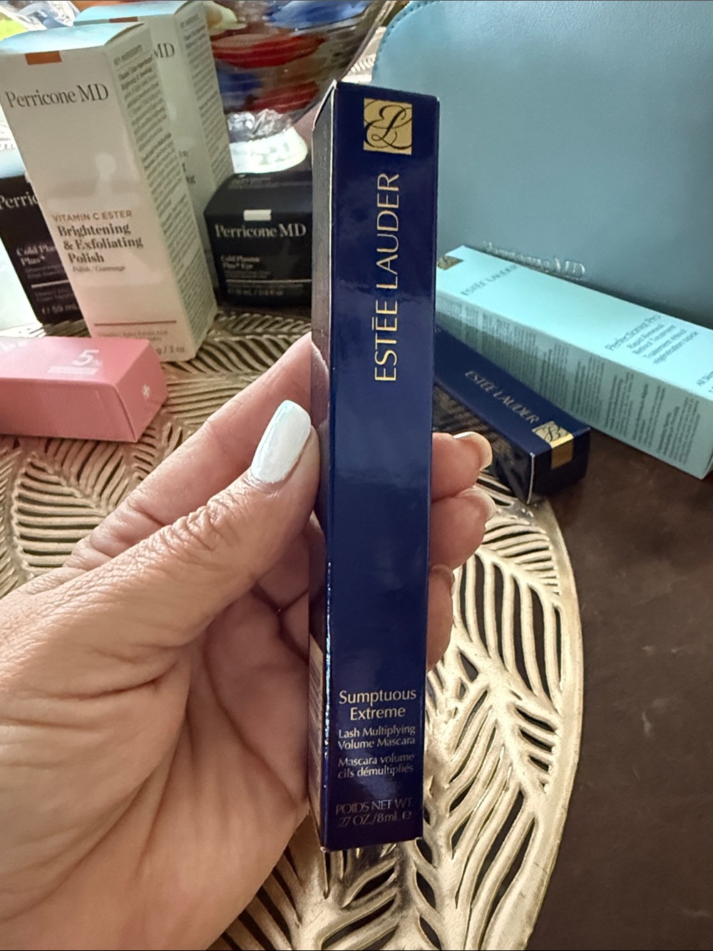 Estee Lauder Sumptuous Extreme Mascara  - Extreme Black